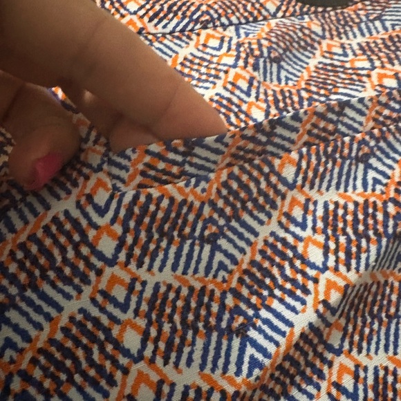 Joie High Waist Blue snd Orange Geometric Linen and Silk Blend Shorts. - Picture 7 of 15